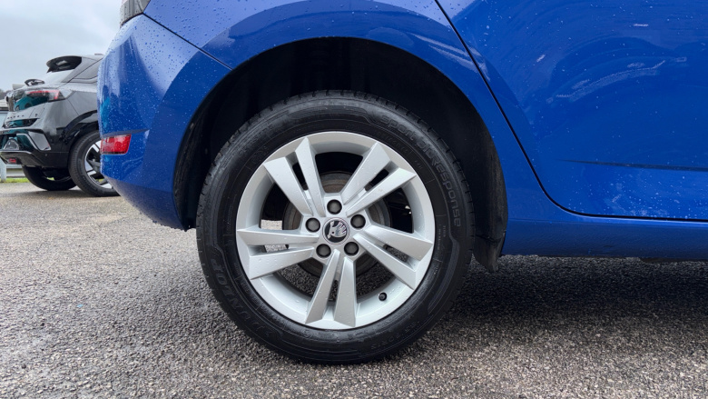 Skoda Fabia 1.0 MPI SE 5dr Petrol Hatchback